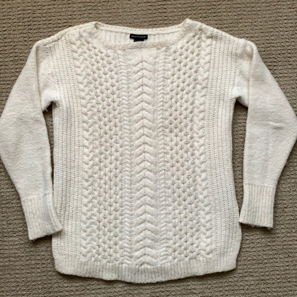 Women’s Club Monaco cable knit sweater size small, cream